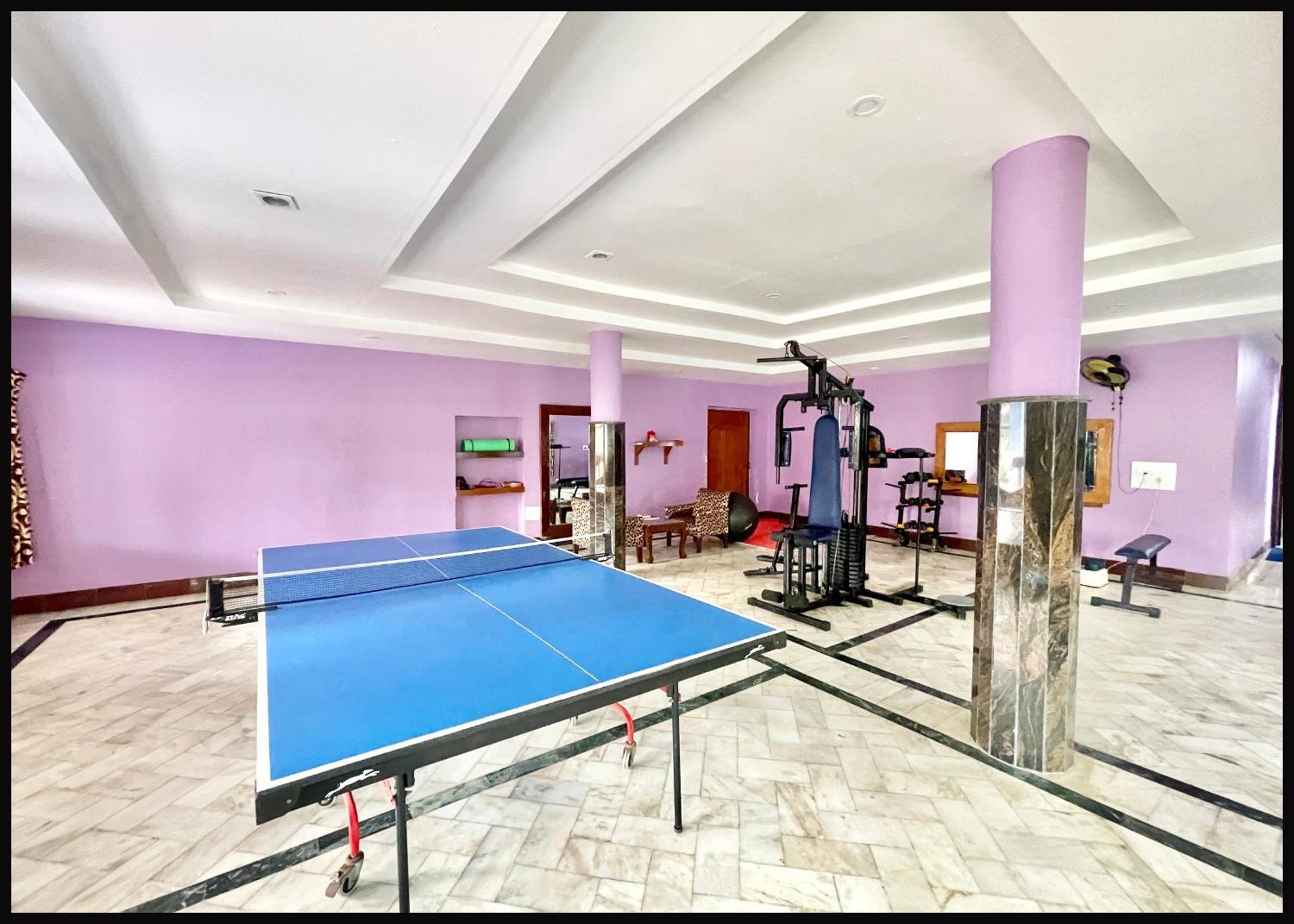 Swimming Pool, Garden And Private Sea Vi, Puri, Fully Air Conditioned And Breakfast, Wifi & Restaurant And Parking - In 4* Puri